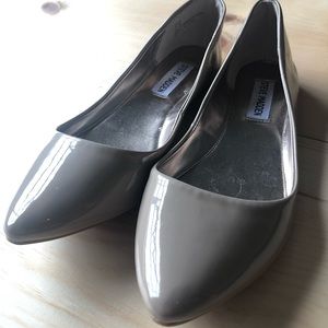 Steve Madden Beige Patent Leather Flats 7.5